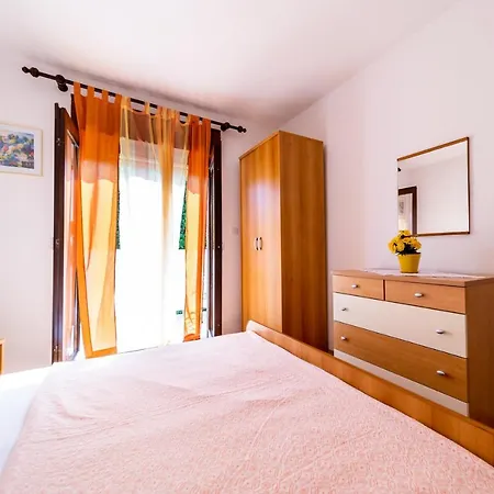 Centar Apartman Palit