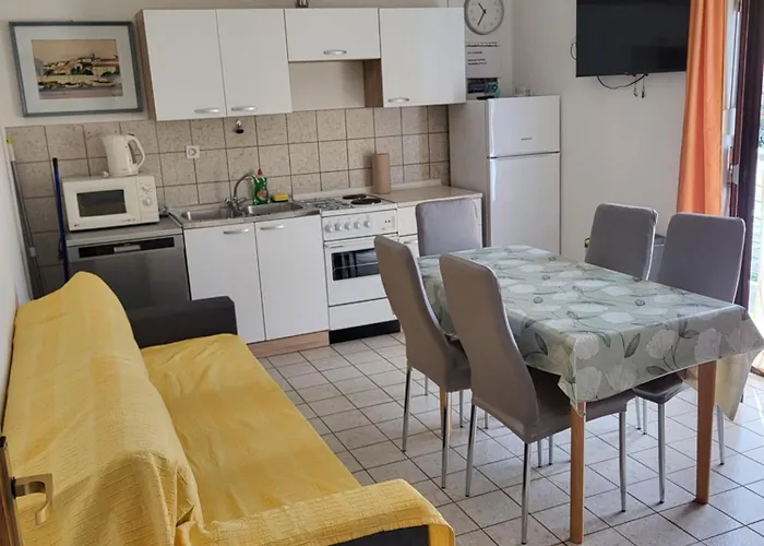 Centar Apartment Palit